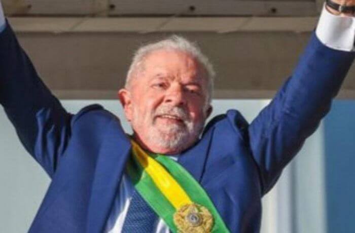 Para 64% dos brasileiros Lula está no caminho certo, segundo pesquisa Ipec