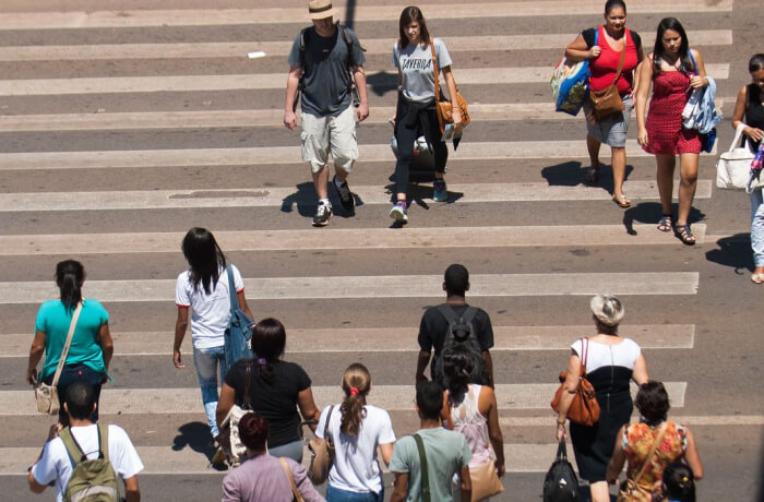 Crescem previsões de crescimento da economia e de queda da inflação no país